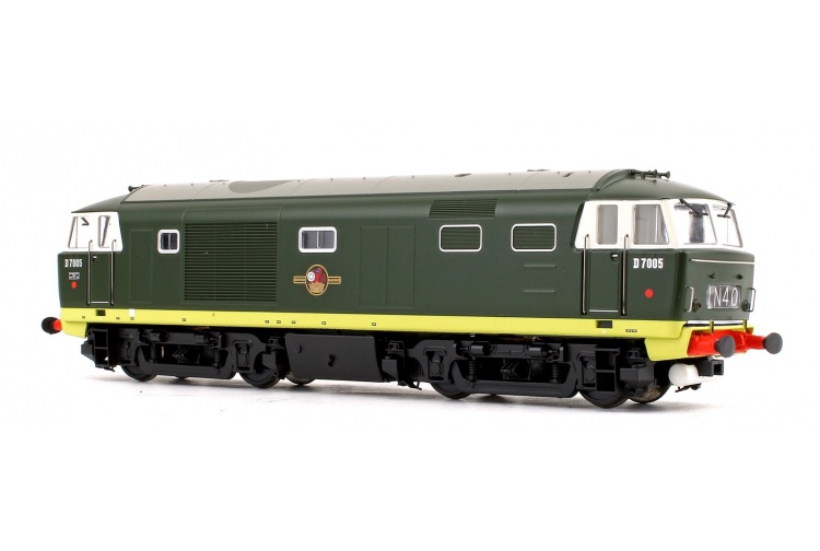 EFE Rail E84001 Class 35 'Hymek' D7005 BR Two-Tone Green Rear Left