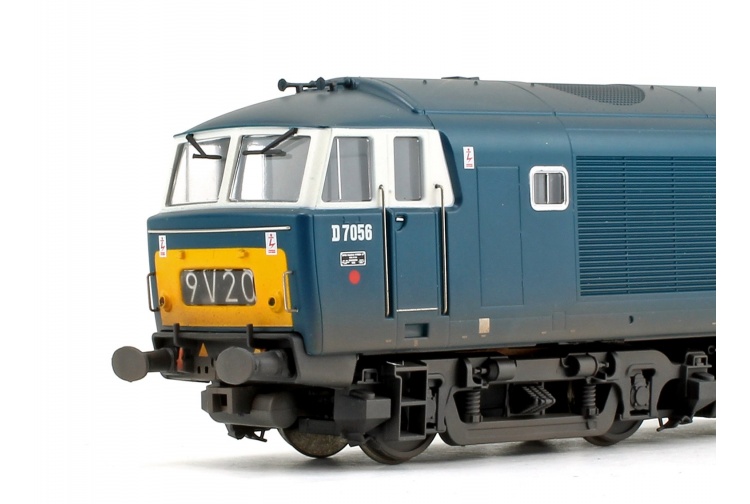 EFE Rail E84004 Class 35 'Hymek' D7056 BR Blue (Yellow Panels & White Cab Windows) Closeup