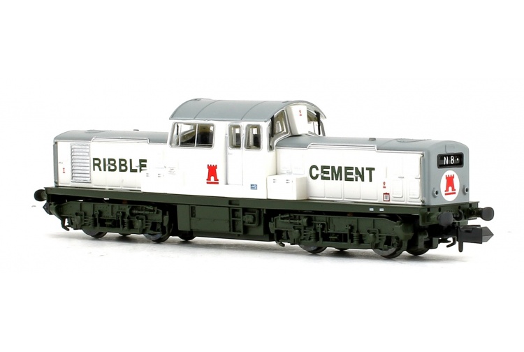 EFE Rail E84507 Class 17 Ribble Cement White & Green Rear Left