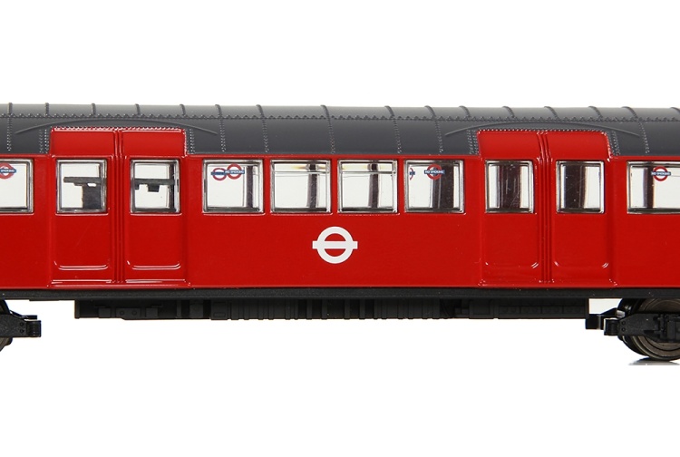 EFE Rail E99940 London Underground 1938 Tube Stock, 1970s Bakerloo Line EHO Set Side
