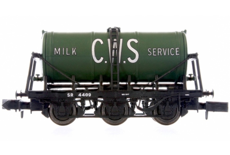gaugemaster-da2f-031-021-6-wheel-milk-tanker-cws-green-4409