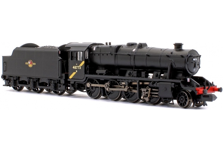 Graham Farish 372-163DS LMS Stanier Class 8F BR Black (Late Crest) No. 48773 With DCC Sound Front Right