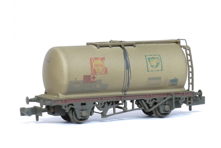 Graham Farish 373-777D 45 Tonne TTA Tank Wagon Shell BP