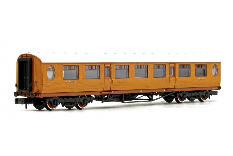 Graham Farish 376-250 LNER Thompson Third Corridor LNER Teak Effect No. 1090 Front Left