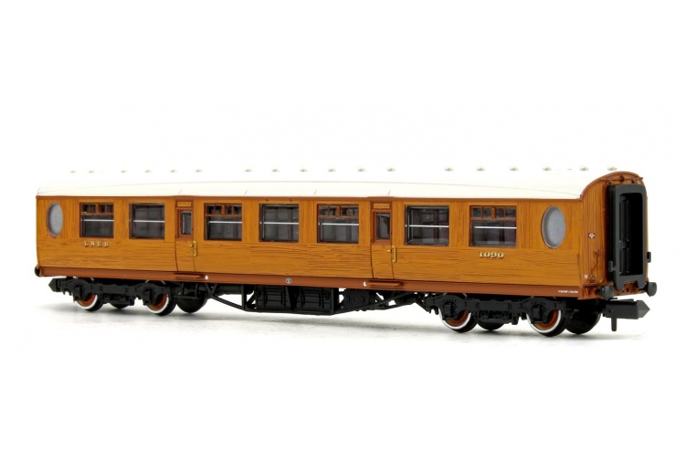 Graham Farish 376-250 LNER Thompson Third Corridor LNER Teak Effect No. 1090 Rear Left