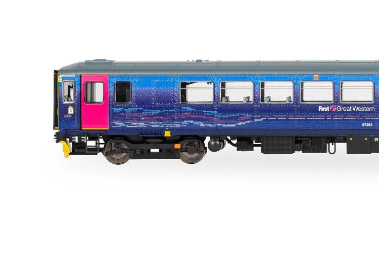 hornby-r30357-fgw-class-153-bobo-oo-gauge-3