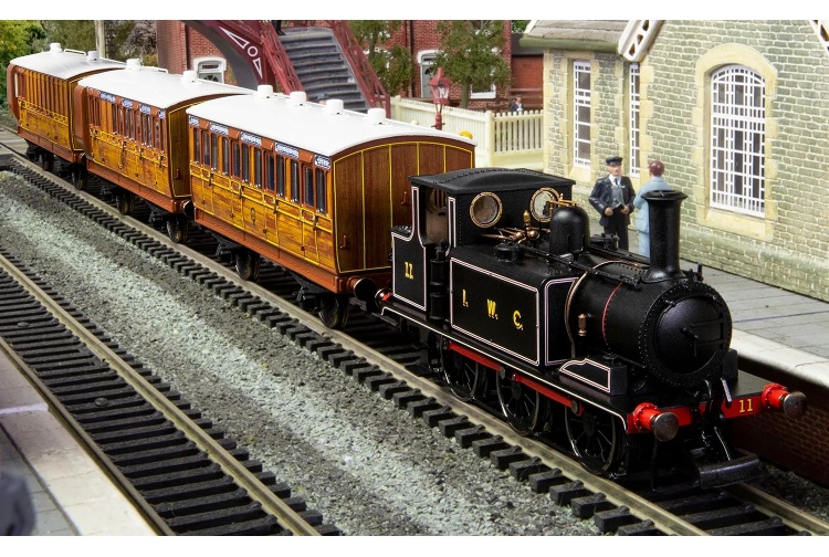 hornby-r3961-isle-of-wight-central-railway-terrier-train-pack-3