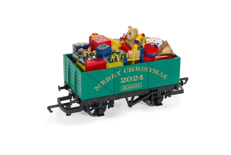 hornby-r60262-7-plank-wagon-christmas-2024-oo-1-76-scale