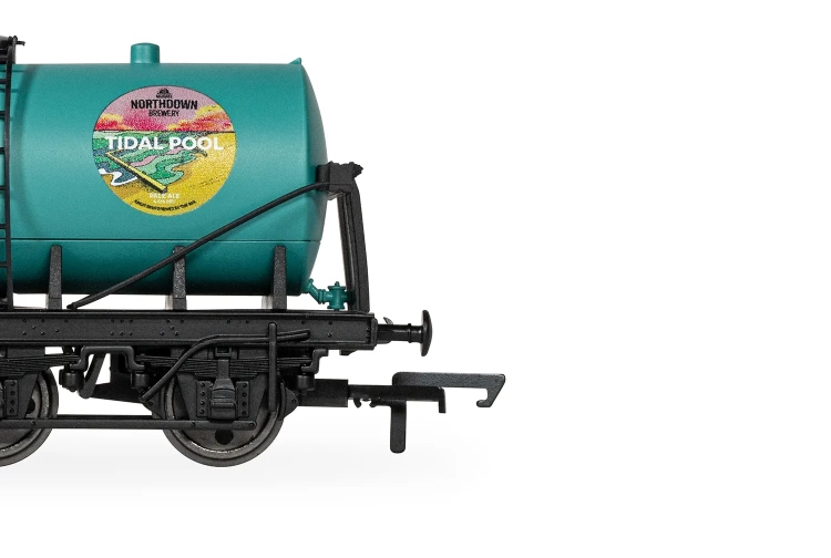 hornby-r60282-northdown-brewery-tidal-pool-tanker-oo-gauge-1