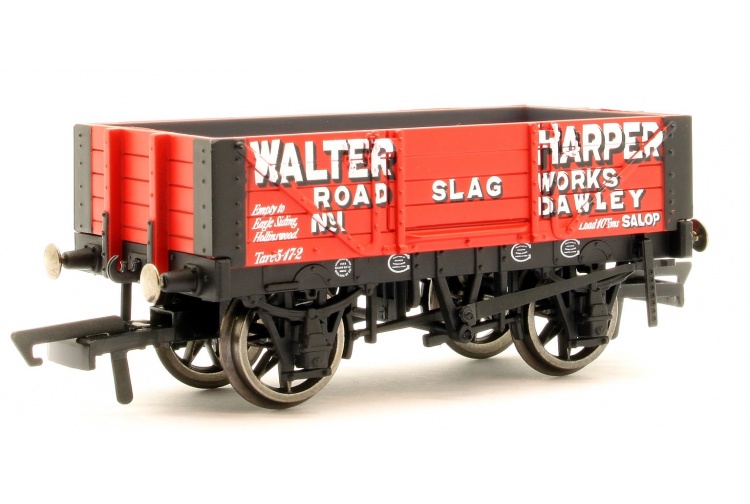 Hornby R6899 4 Plank Wagon Walter Harper No.1 Front Left