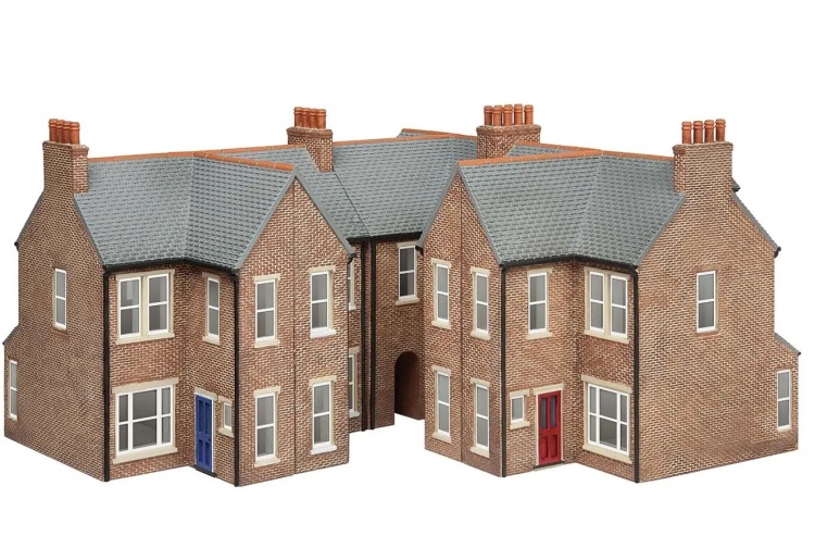 hornby-r7350-victorian-end-of-terrace-house-left-end-3
