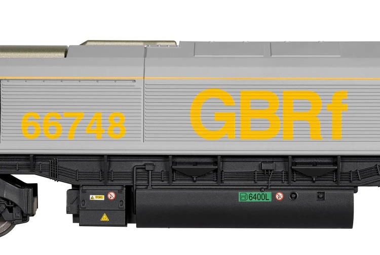 hornby_r30150_gbrf_class_66_co_co_no_66748_2