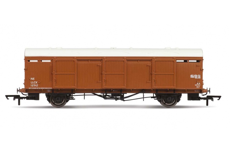 Hornby R6969 OO Gauge wagon LNER Extra Long Closed Cover Truck (CCT)