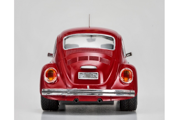 italeri-3708-vw1303s-beetle-red-rear