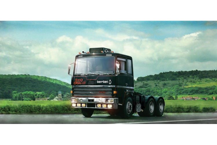 italeri-3902-berliet-r352ch-renault-r360-truck