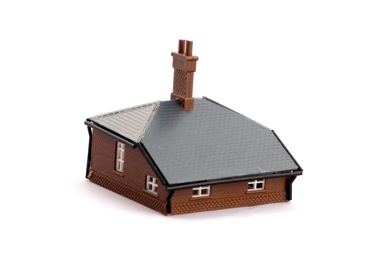 Kestrel KD21 Level Crossing Gates And Keepers Cottage N Scale Plastic Kit
