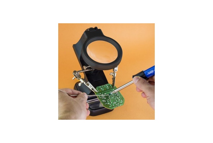 Modelcraft PCL2400 Helping Hands and LED Magnifier 2
