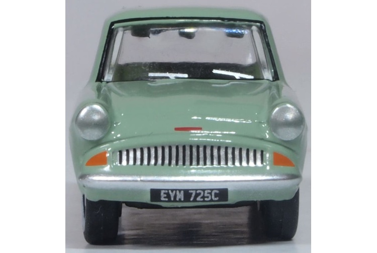 Oxford Diecast 76105010 Ford Anglia Spruce Green Front