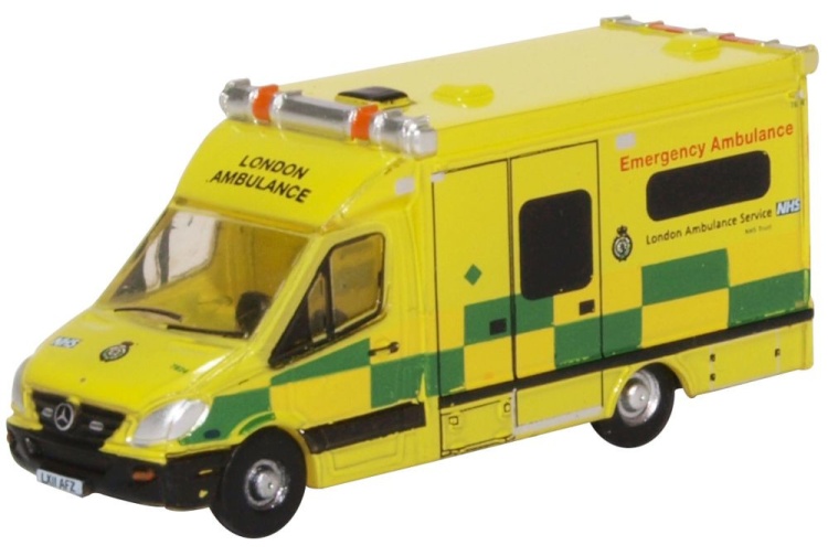 Oxford Diecast NMA002 Mercedes London Ambulance 1:148 Scale (N scale) Diecast Model