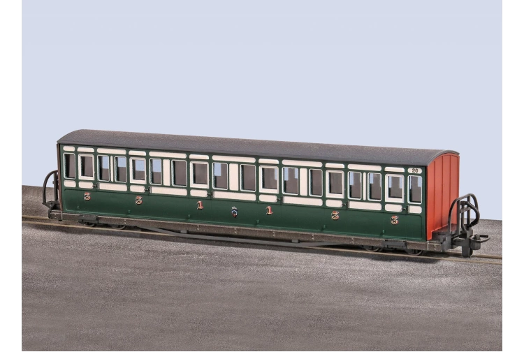 peco-gr-621b-009-fr-long-bowsider-bogie-coach-early-preservation-livery-no-20