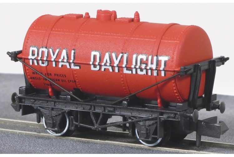Peco NR-P163 N Gauge 10ft Petrol Tank Wagon Royal Daylight
