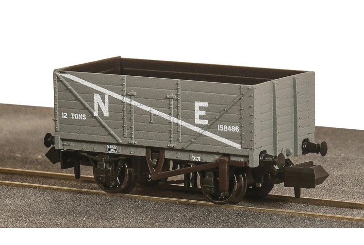 peco-nr-p7001-9ft-7-plank-open-wagon