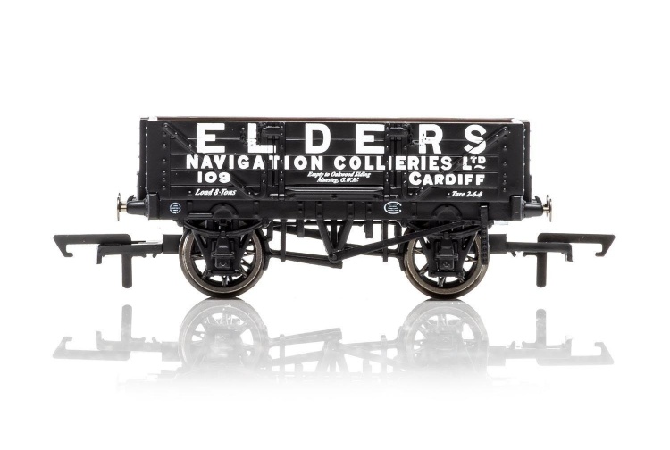 Hornby R6863 4 Plank Wagon Elders