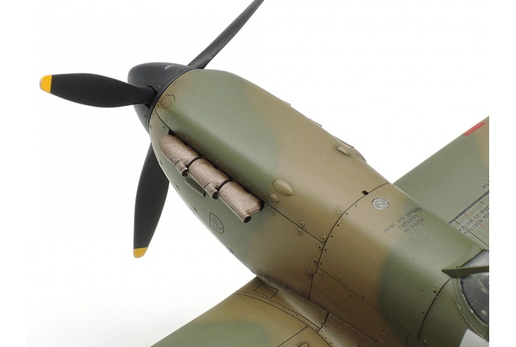 Tamiya 61119 Supermarine Spitfire Mk.I Exhaust