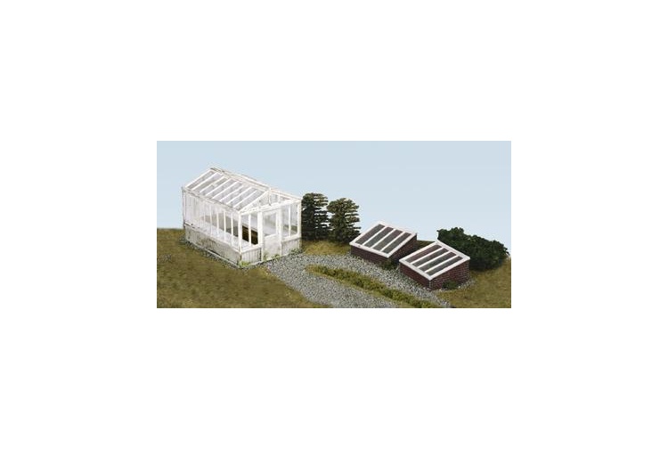 Wills Kits SS20 Greenhouse and Cold Frames OO Gauge Plastic Kit constructed