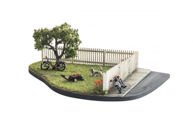 Woodland Scenics A2994 N Gauge Picket Fence Example Layout 4