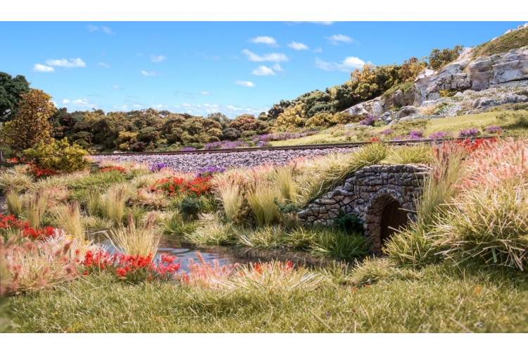 Woodland Scenics FS770 Light Green Grass Tufts Example Layout